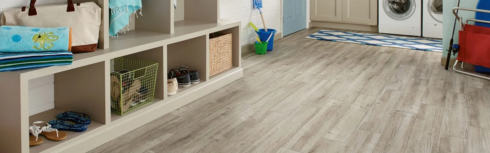 imgi_4_Century-Barnwood-Luxury-Vinyl-Tile-Weathered-Gray_1600x500